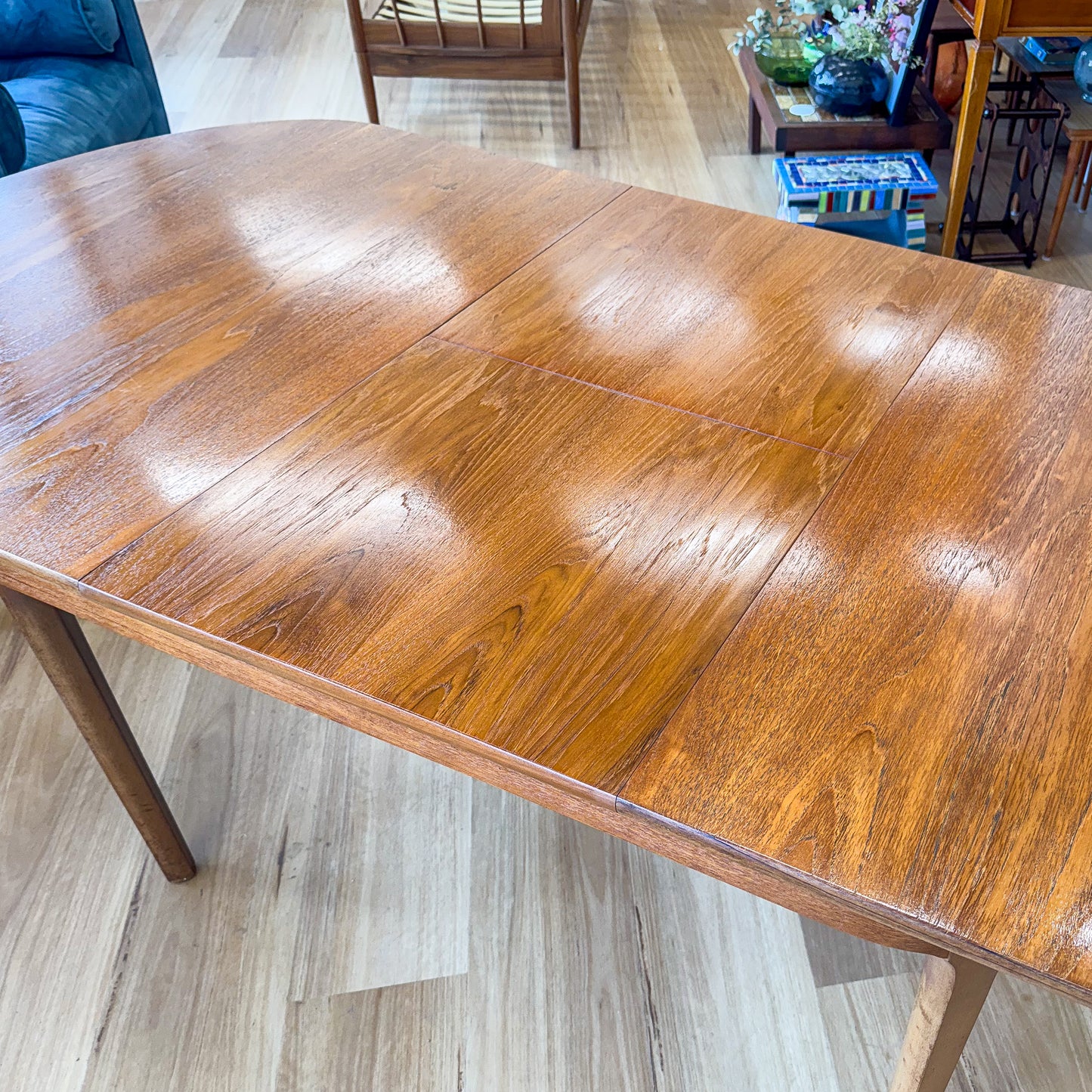 Nathan Furniture extension dining table