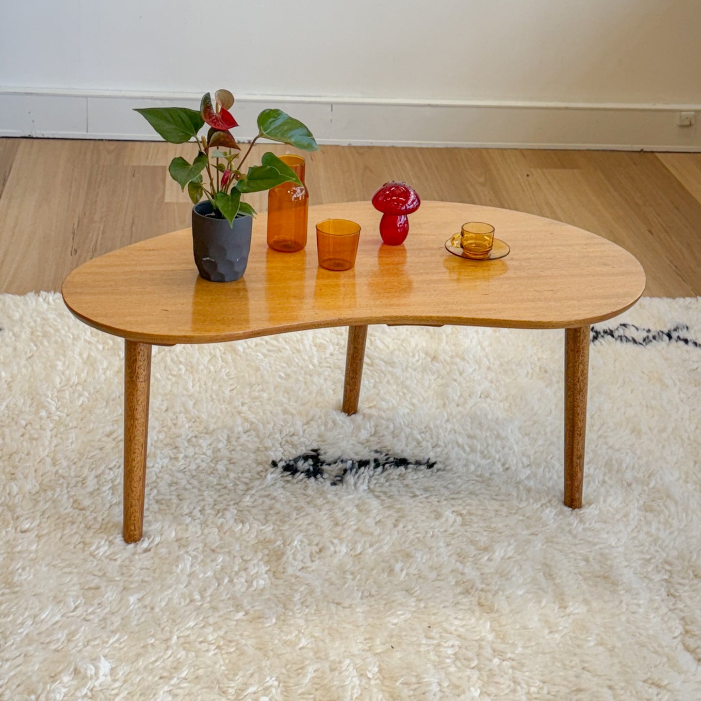 Pallet form vintage coffee table