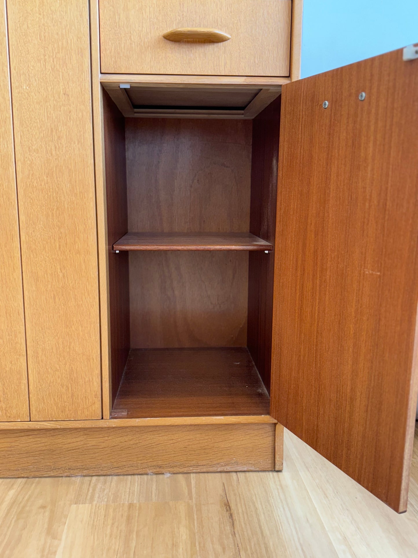 G Plan Wycombe wood golden oak dresser