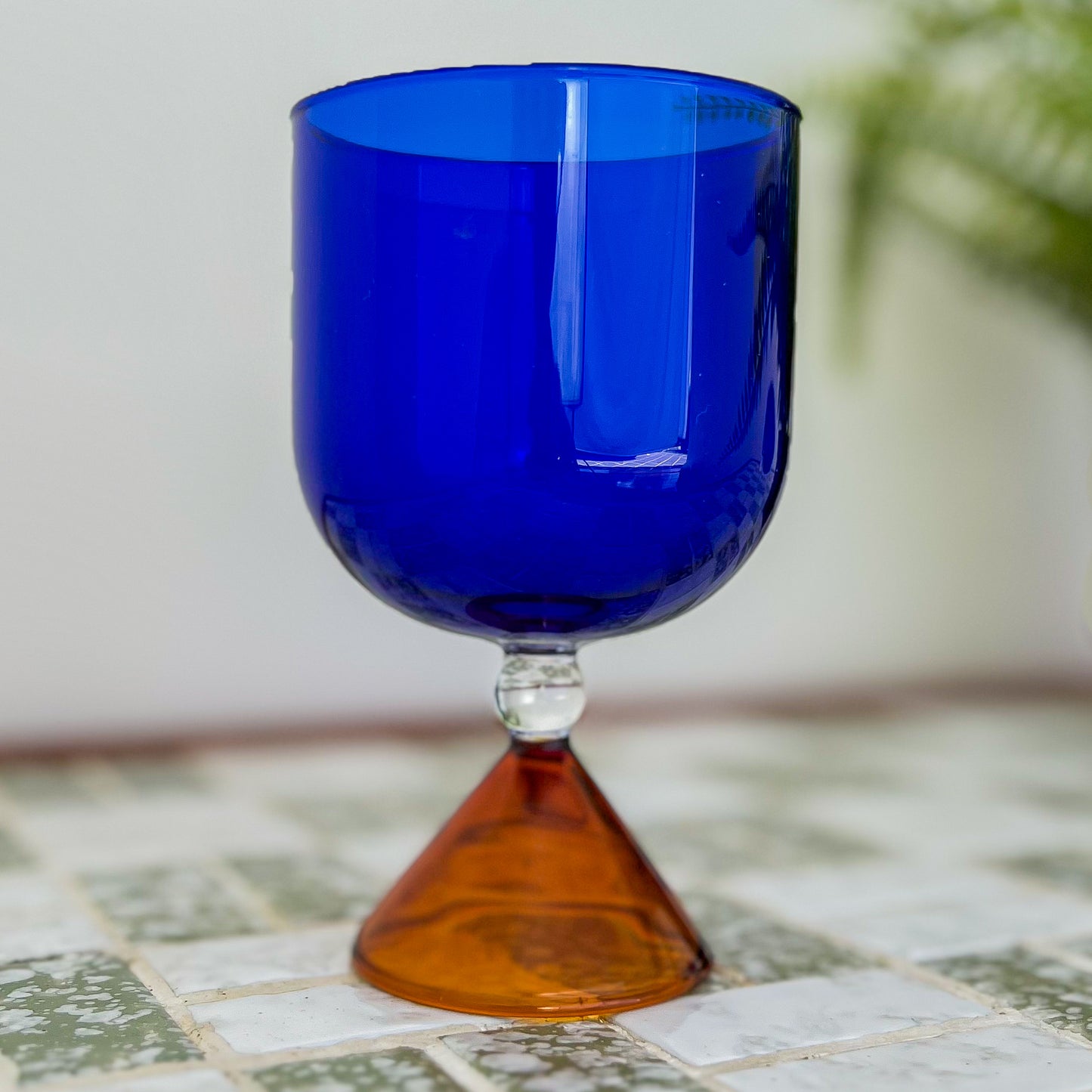 High borosilicate wine glass