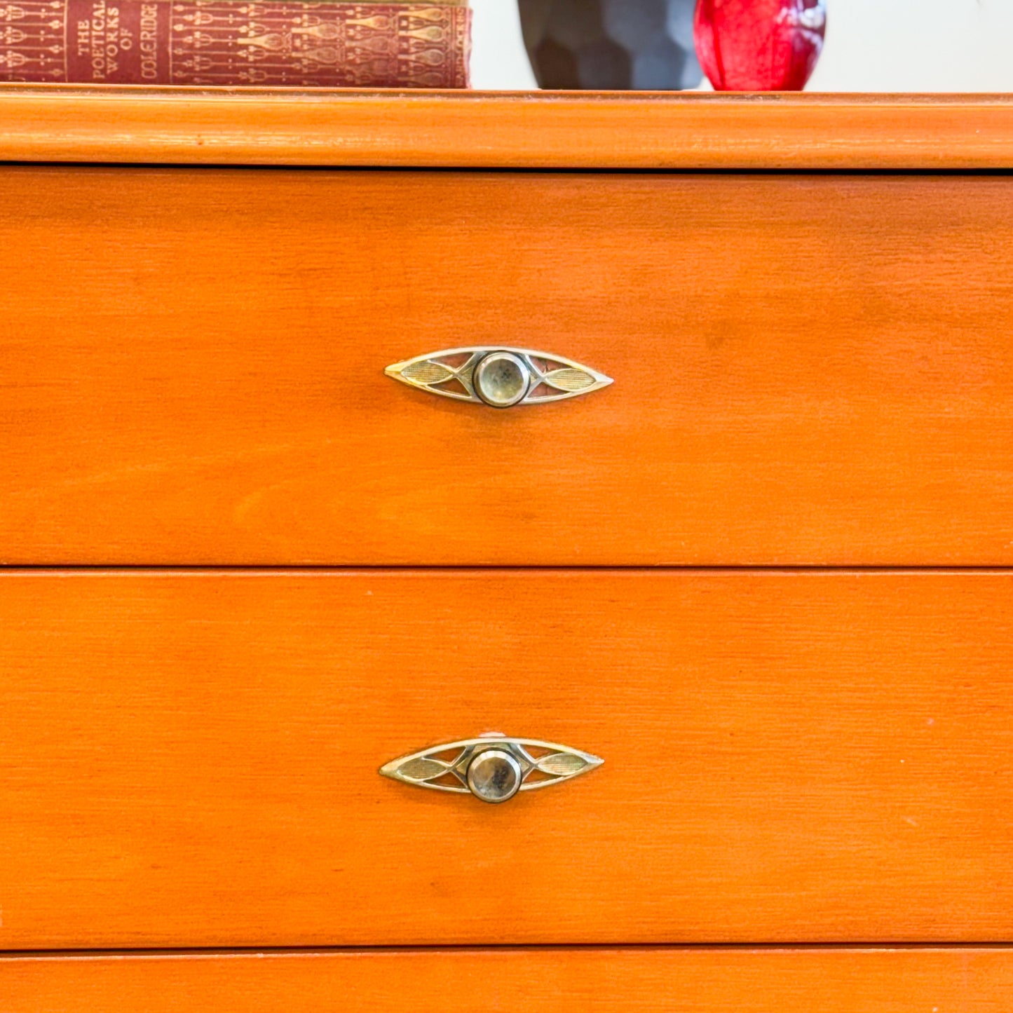 Retro chest of drawers