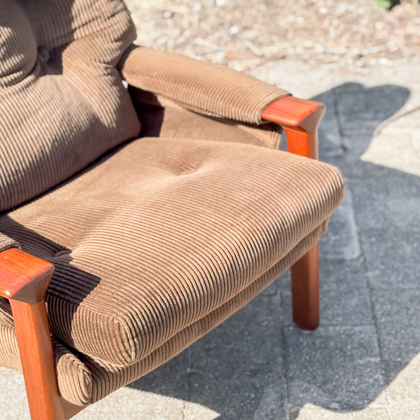 Tessa T21 original brown corduroy armchair