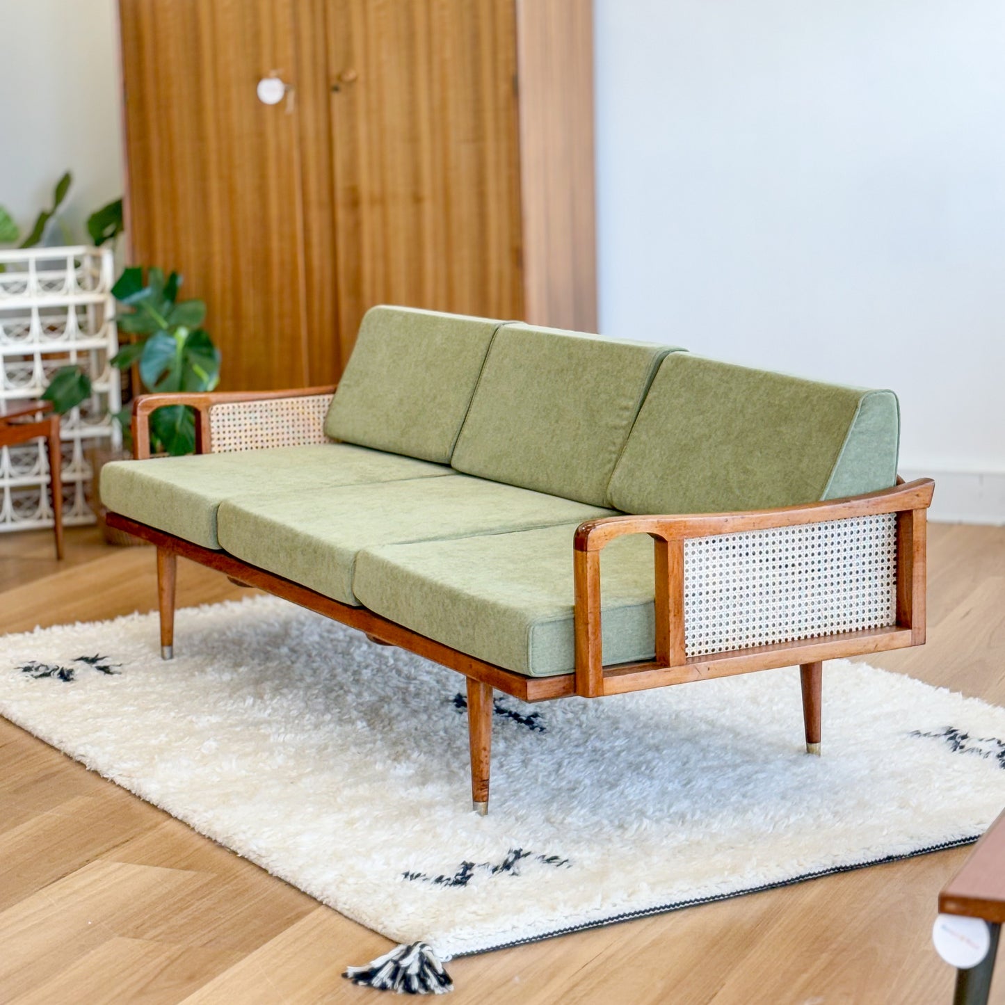 1950s Cintique oak daybed